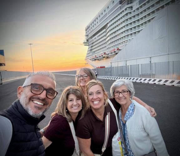 Livorno Shore Excursion to Forte dei Marmi & Viareggio – Private Beach, Shopping & Seafood Tour